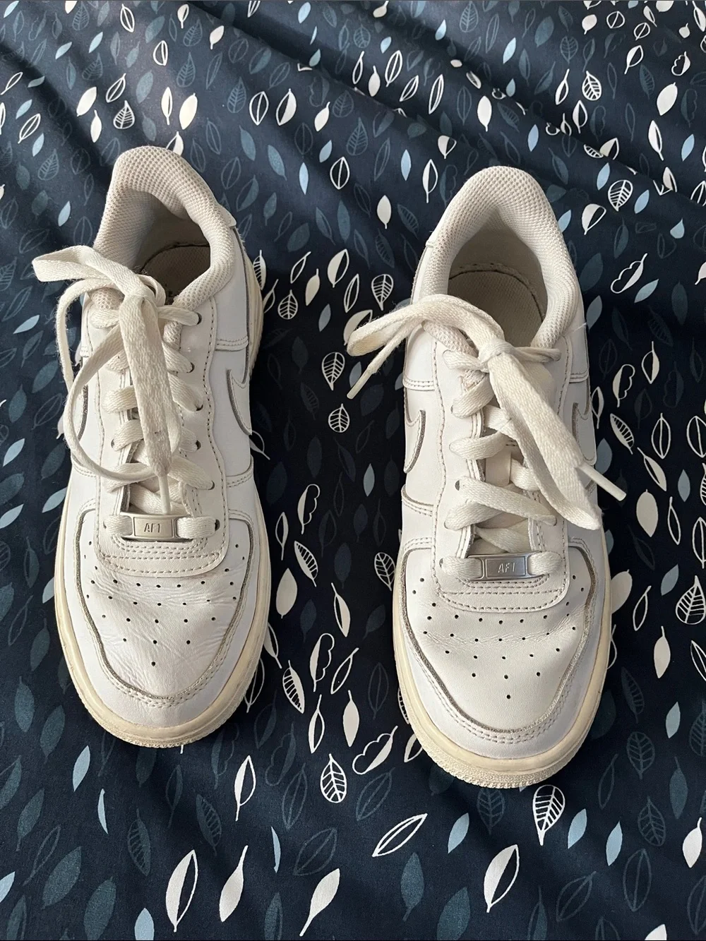Nike Kids Air Force 1 White Sneakers - Big Kids (5-Y)